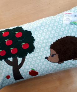 Kissenbezug Apfelbaum mit Igel 30 x 50 cm mit Hotelverschluss