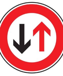 Gegenverkehr Vorrang gewähren – Verkehrszeichen nach StVO